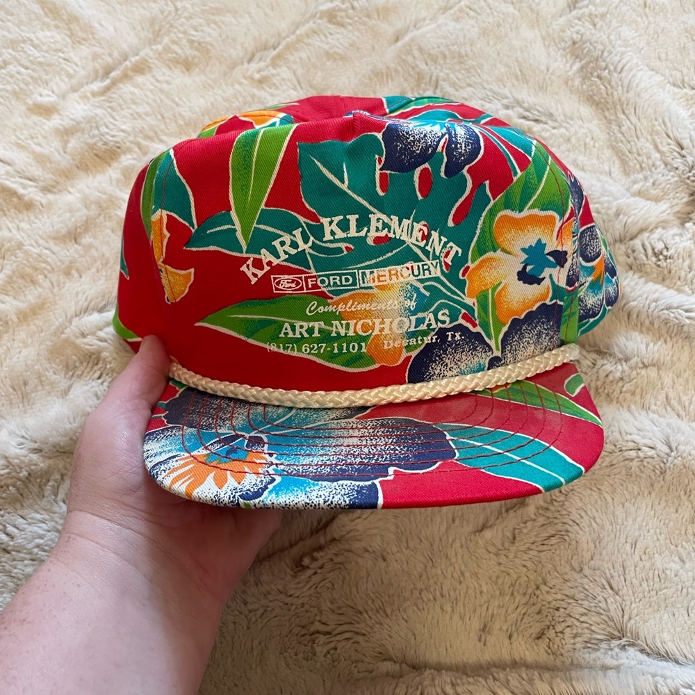 Tropical Cap